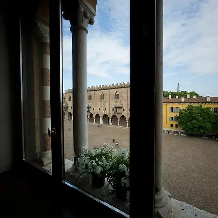 Palazzo Castiglioni Luxury And * Μάντοβα