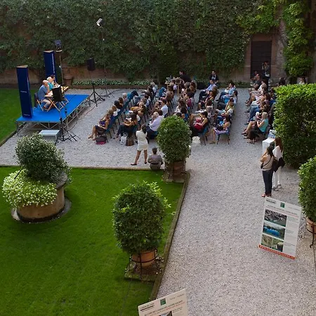 Palazzo Castiglioni Luxury And Pensión Mantua