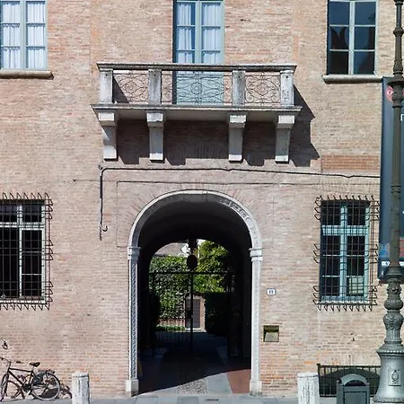 Palazzo Castiglioni Luxury And Pensión *